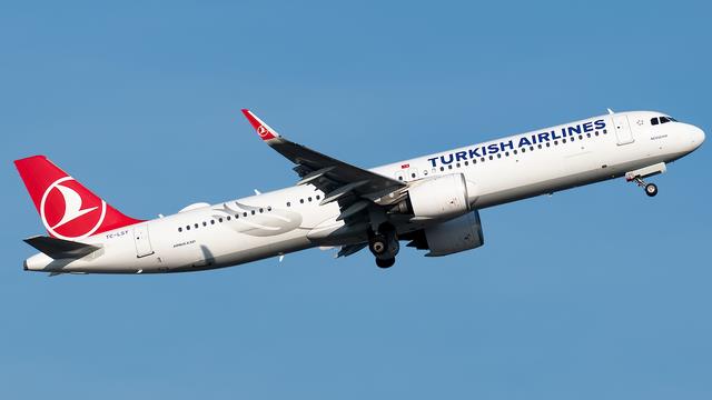 TC-LSY:Airbus A321:Turkish Airlines